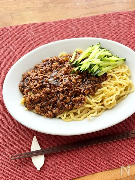 ヤミーさんに教わる!あの調味料のとっておきの使い方Vol.11|甜麺醤(テンメンジャン) | レシピサイト Nadia | ナディア - プロ ...