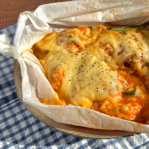 【節約レシピ】鶏むね肉キムチーズの蒸し焼き