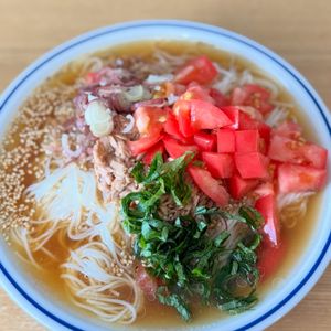 Tsuneaki Okadaの作ってみた!投稿(【汁まで飲み干す！トマトとツナの旨スープそうめん】簡単絶品！)