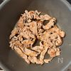豚こまと厚揚げとニラ《韓国風♡極旨味噌炒め》の工程1