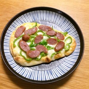 Nao★彡の作ってみた!投稿(【パン屋さん風♡カレーマヨナンピザ】子どもも喜ぶナンアレンジ)