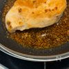 【鶏むね肉の粒マスタード焼き】食材一つで簡単！の工程3