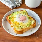 【ごちそうトーストの完成♪】
キャベたまチーズトースト