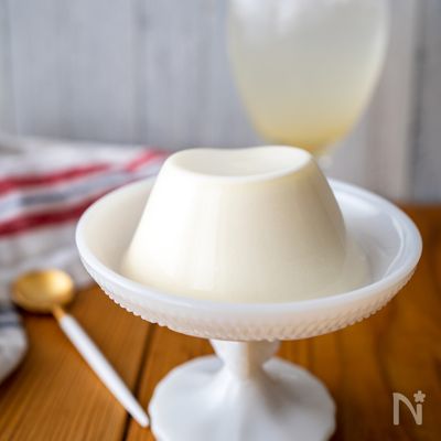 ぷるんっぷるっ♪冷やすだけ 牛乳プリン
