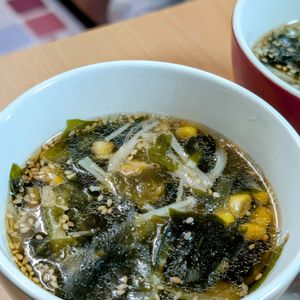 まゆのの作ってみた!投稿(【わかめとコーンのスープ】キノコもたっぷり♪5分で完成！)