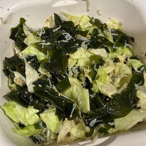 ニコの作ってみた!投稿(【キャベツとわかめのしらす胡麻和え】箸が止まらない副菜♪)