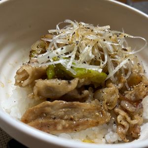 ぽちゃこの作ってみた!投稿(伝説のすた丼（風）【#作り置き#冷凍保存#スタミナ丼】)