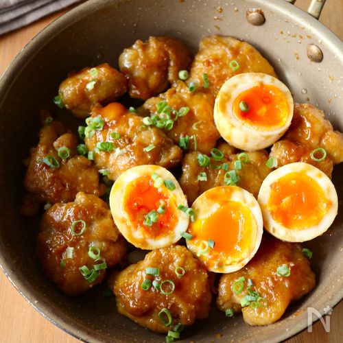 ワンパン10分！【鶏肉と半熟卵の味噌照り炒め】ご飯すすむ♩