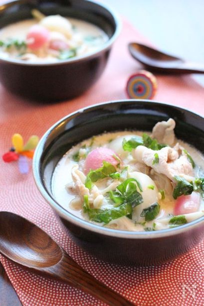 七草・ごま豆乳鍋。