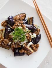 なすの肉味噌あん