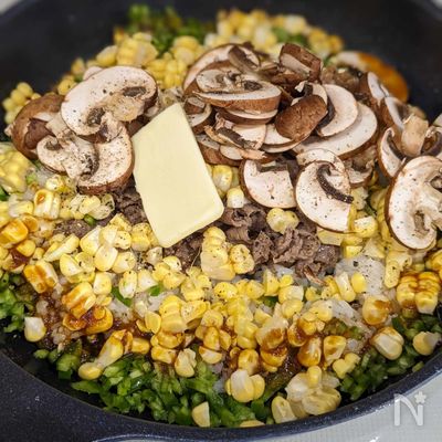 ワンパンレシピ♪季節限定!生トウモロコシの【ペッパーランチ】