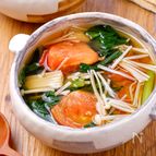 【トマトと小松菜とえのきのあっさりスープ】煮るだけ簡単！