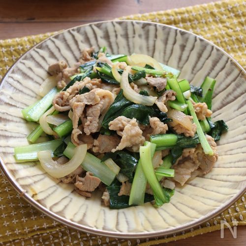絶品！【豚こま肉と小松菜のからし炒め】ごはんが進む簡単おかず