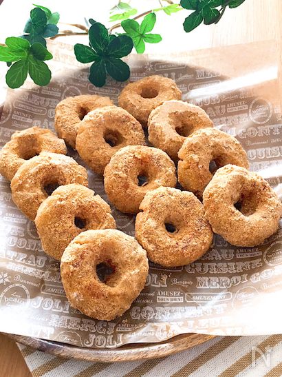 周りカリッと中モチっと♡おからと米粉と豆乳のヘルシードーナツ