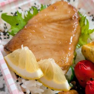 まゆのの作ってみた!投稿(漬け込み不要のズボラレシピ♡5分でぶりの幽庵焼き風)