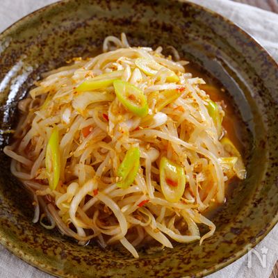 【抱えて食べたい】ラーメン屋さんのピリ辛もやし#節約おつまみ
