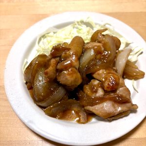 ぴの作ってみた!投稿(行列のできる定食屋さんの🍚鶏のとろとろ生姜焼き定食🤩💖)