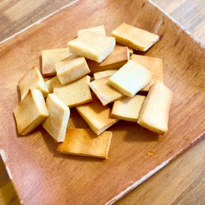 ゆかりの作ってみた!投稿(高野豆腐のハニーラスク)