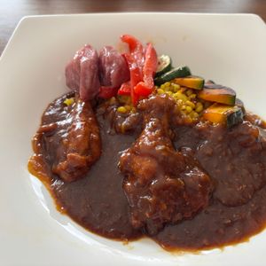 こむぎの作ってみた!投稿(お肉ほろほろ♩我が家の手羽元カレー)