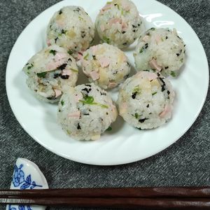 M＊Pの作ってみた!投稿(韓国のおにぎりチュモクパプ（チュモッパ）)