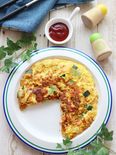 朝食やお弁当にも！ズッキーニとサーモンのスパニッシュオムレツ