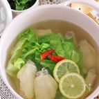 鶏手羽のエスニックスープ