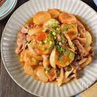 “煮っころがし”だけじゃもったいない!里いもとお肉のボリュームおかず