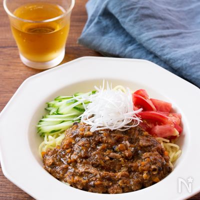 【さば味噌缶でジャージャー麺】頭が良くなるDHAが豊富！