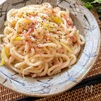 味付け白だしのみでめちゃ旨♡和風うどんペペロン