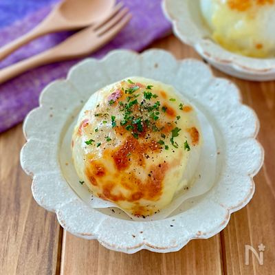 新玉ねぎのまるごとグラタン