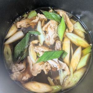 ゆいの作ってみた!投稿(【ねぎ豚つけうどん】簡単に作れて絶品！〆はスープで♪)