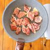 ネギが主役！鶏もも味噌マヨ焼きの工程2