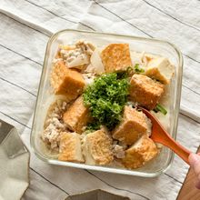じゅわっと美味しい！厚揚げと鶏そぼろのしょうが煮