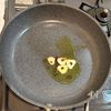 菜の花とベーコンのペペロン炒めの工程1