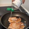 ごはんが進む！【トンテキ丼】の工程3