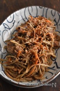 ごはんがすすむ！！さばの味噌煮缶で簡単！きんぴらごぼう