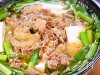行列のうどんそば⑤つゆが旨い🤭🍜ニラと豆腐の肉吸い✨