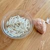 おかわりしたくなる♩鶏ごぼう混ぜごはんの工程1