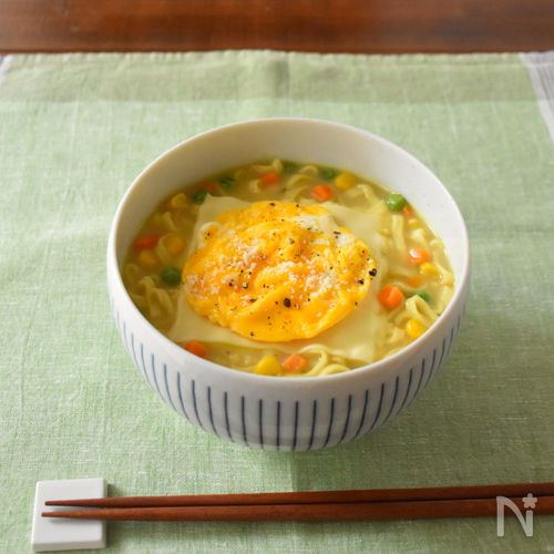 子どもが喜ぶ!ふわとろたまごのミルクカレーうどん