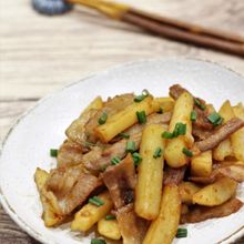 お弁当にも嬉しい 甘辛豚じゃが炒め