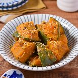 もう煮ません！レンジで簡単♪かぼちゃのバターめんつゆごま和え
