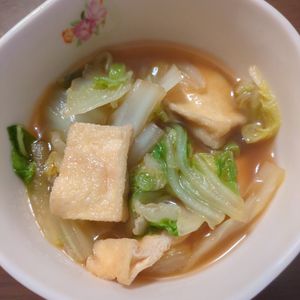 たりおの作ってみた!投稿(フライパンのまま食卓へ「薄揚げと白菜のくったり煮」)