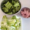 ごまたっぷり【青梗菜ともやしハムの中華和え】の下準備