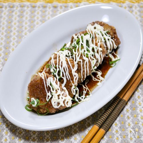 市販の焼肉のたれとマヨで作る「蓮根ポークハンバーグ」