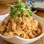 新玉ねぎと焼きささみ《南蛮漬け風♡サラダ》
