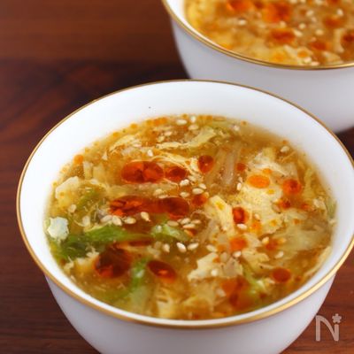 簡単美味♪白菜と卵の酸辣湯（サンラータン）風スープ