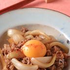 すぐできで嬉しい！甘辛味が美味しいすき焼き風炒め