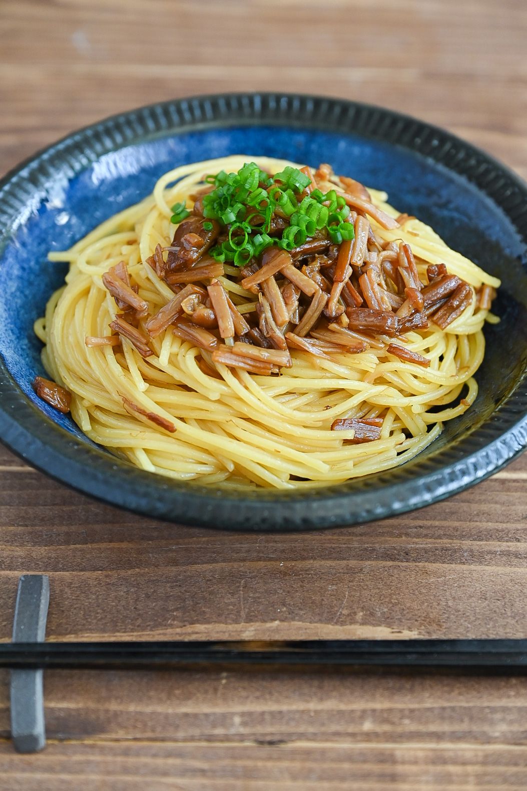 ヒラタケとゴマヌードルのサラダ レシピ