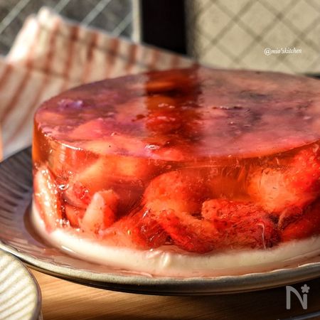 本当は秘密にしたい 虜になる いちごミルキーゼリー By 美桜 レシピサイト Nadia ナディア プロの料理家のおいしいレシピ