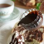 ココアパウダーで作る、自家製チョコソース